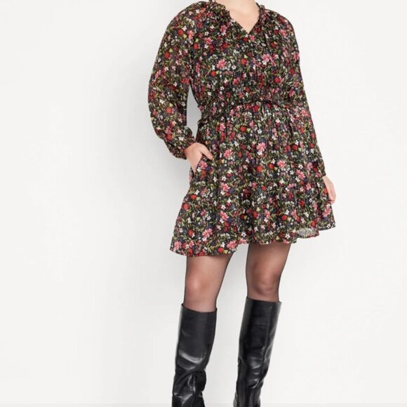 Old Navy Waist-Defined Shine Mini Dress new with tags size xl - Picture 5 of 5